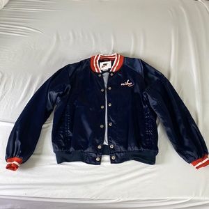 Nike bomber
